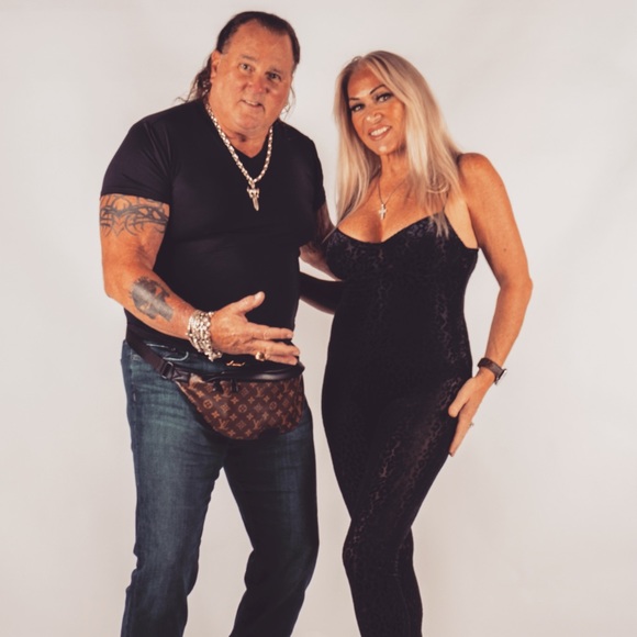 Meet your Posher, Missy - Picture 2 of 2